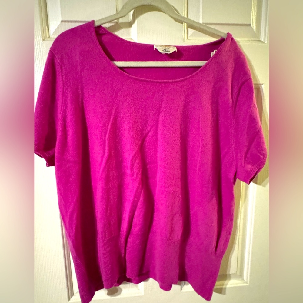 Pink cashmere top
